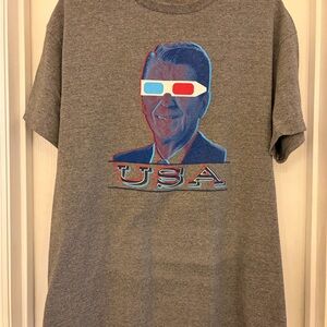 Ronald Reagan Wearing 3D  Glasses USA Unisex Medium Gray T-shirt Short Sleeve